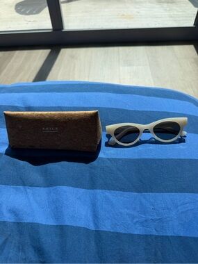 Akila Mabel Sunglasses